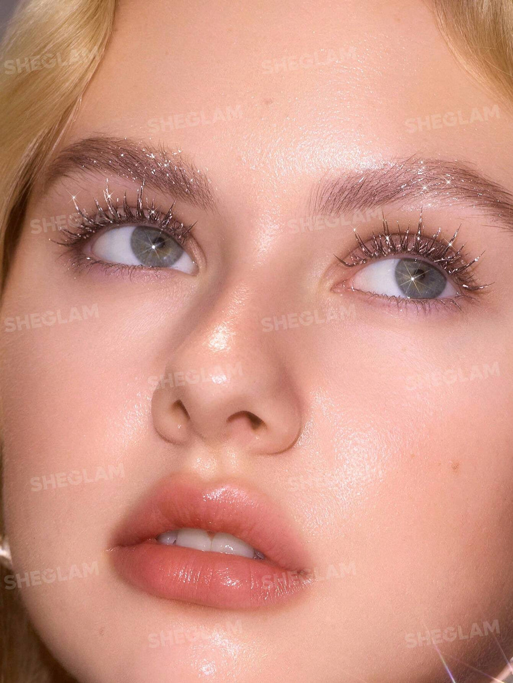 Sheglam - Crystal Gaze Glitter Mascara