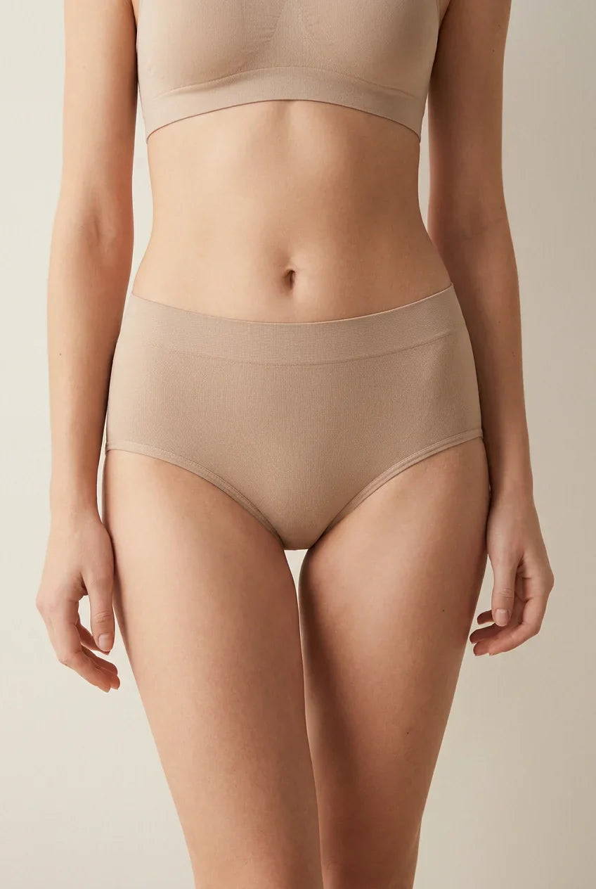 BLS - Seamless High Waist Briefs Pack of 3 - Skin-Chocolate-Black