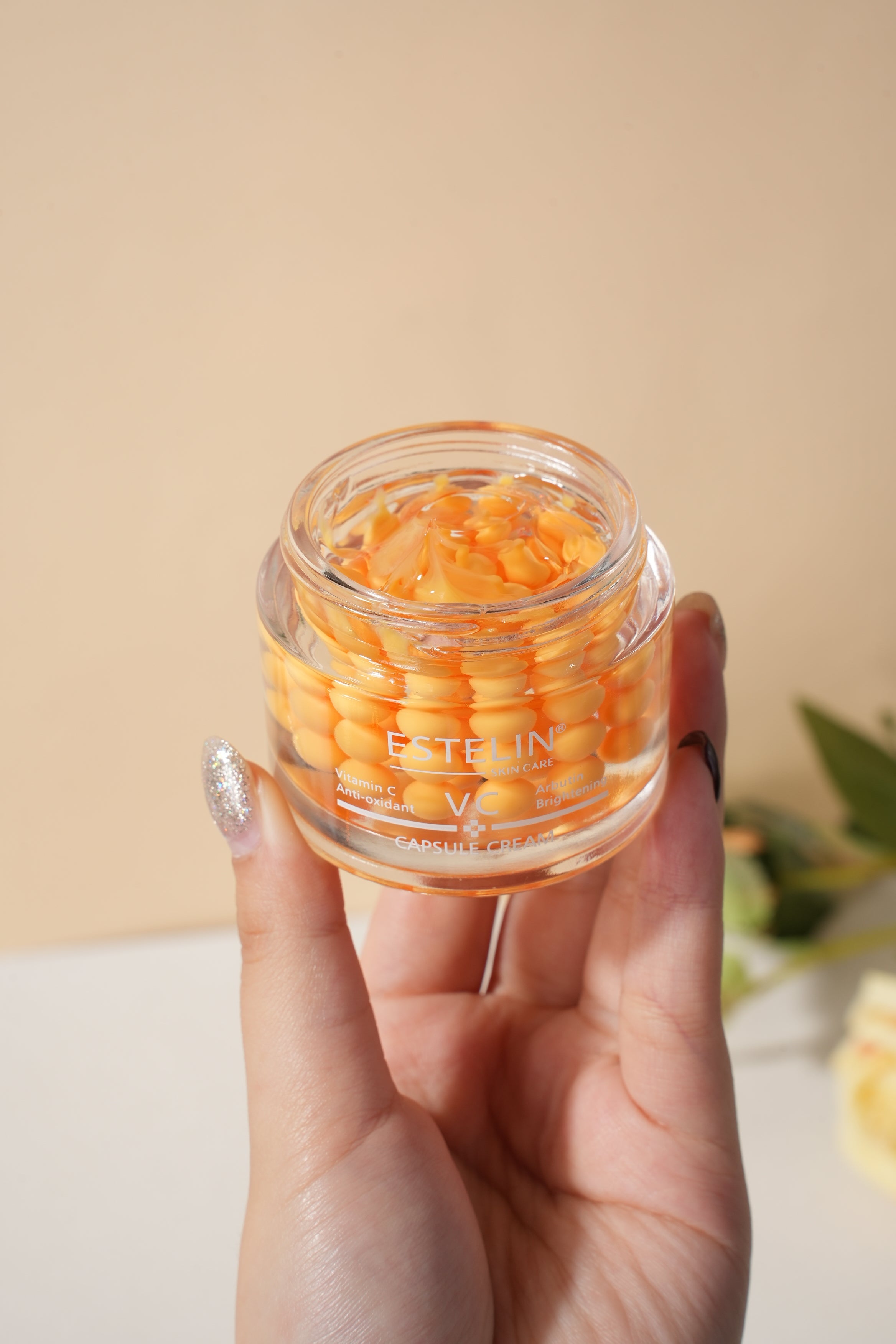 Estelin Vitamin C & Arbutin Capsule Cream