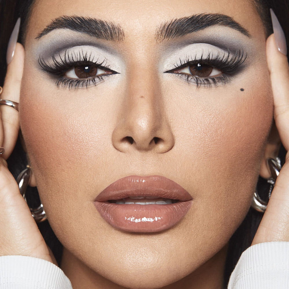 Huda Beauty - Creamy Obsessions Eyeshadow Palette
