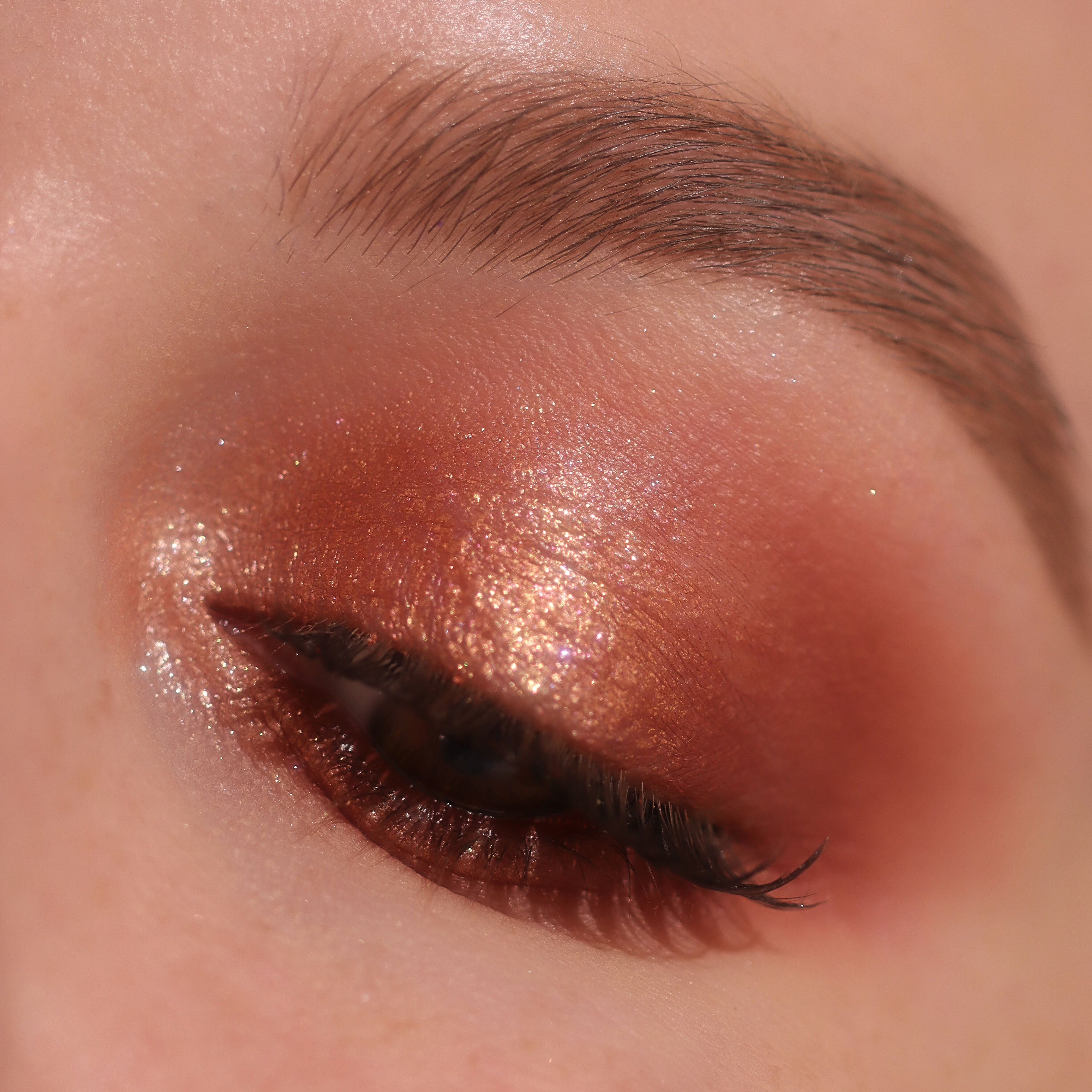 Revolution - The True Icon Bronze Eyeshadow Palette