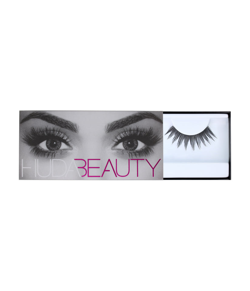 Huda Beauty - Classic Lash 05 Candy